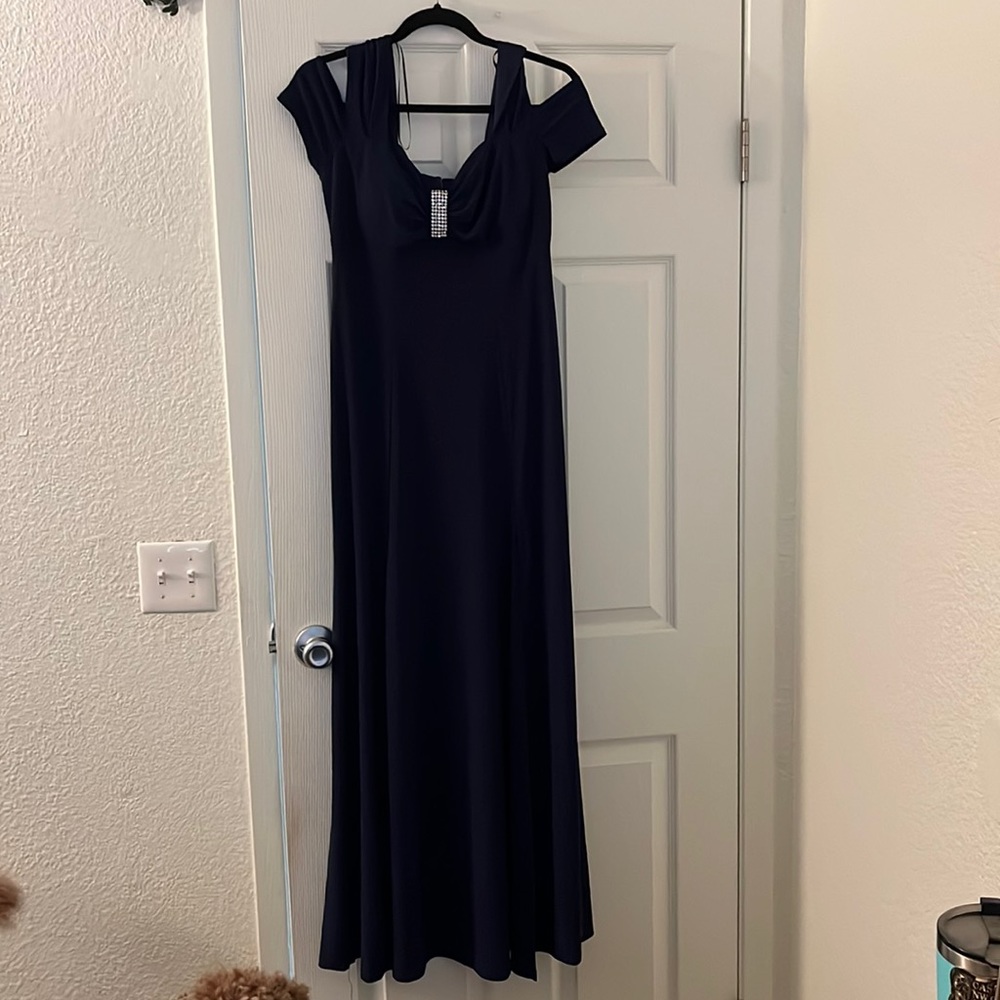 Navy blue formal gown r &m richards navy blue size 6